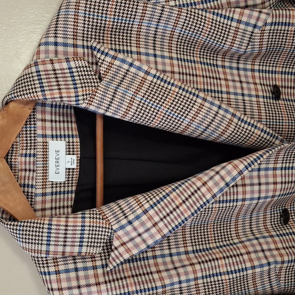 Evereve Women's Double Breasted Plaid Blazer_1 - Picture 3 of 9